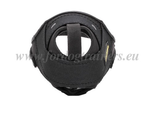 Time-proof Nylon Muzzle with Leather Inserts for Dogs