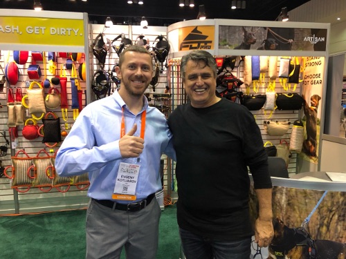 FDT Sales Person and Gilberto Miranda at Orlando Pet          Expo