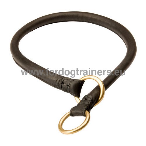 Collier en cuir rond 6mm en diamtre
pour Amstaff