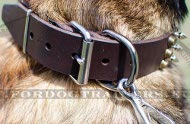 Pyramiden en Spikes Lederen Halsband voor Mechelse Herder