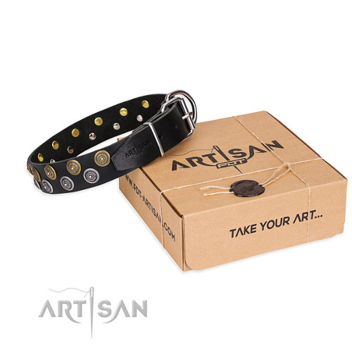 Genuine Leather Collar with Handset Decoration