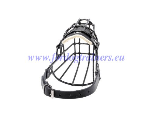 Rubber-covered Basket Muzzle
