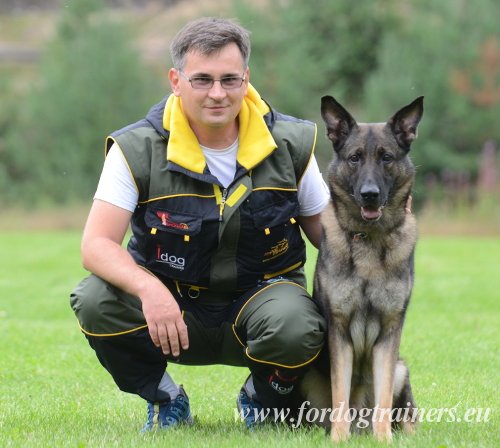 Abbigliamento sportivo per addestramento del cane